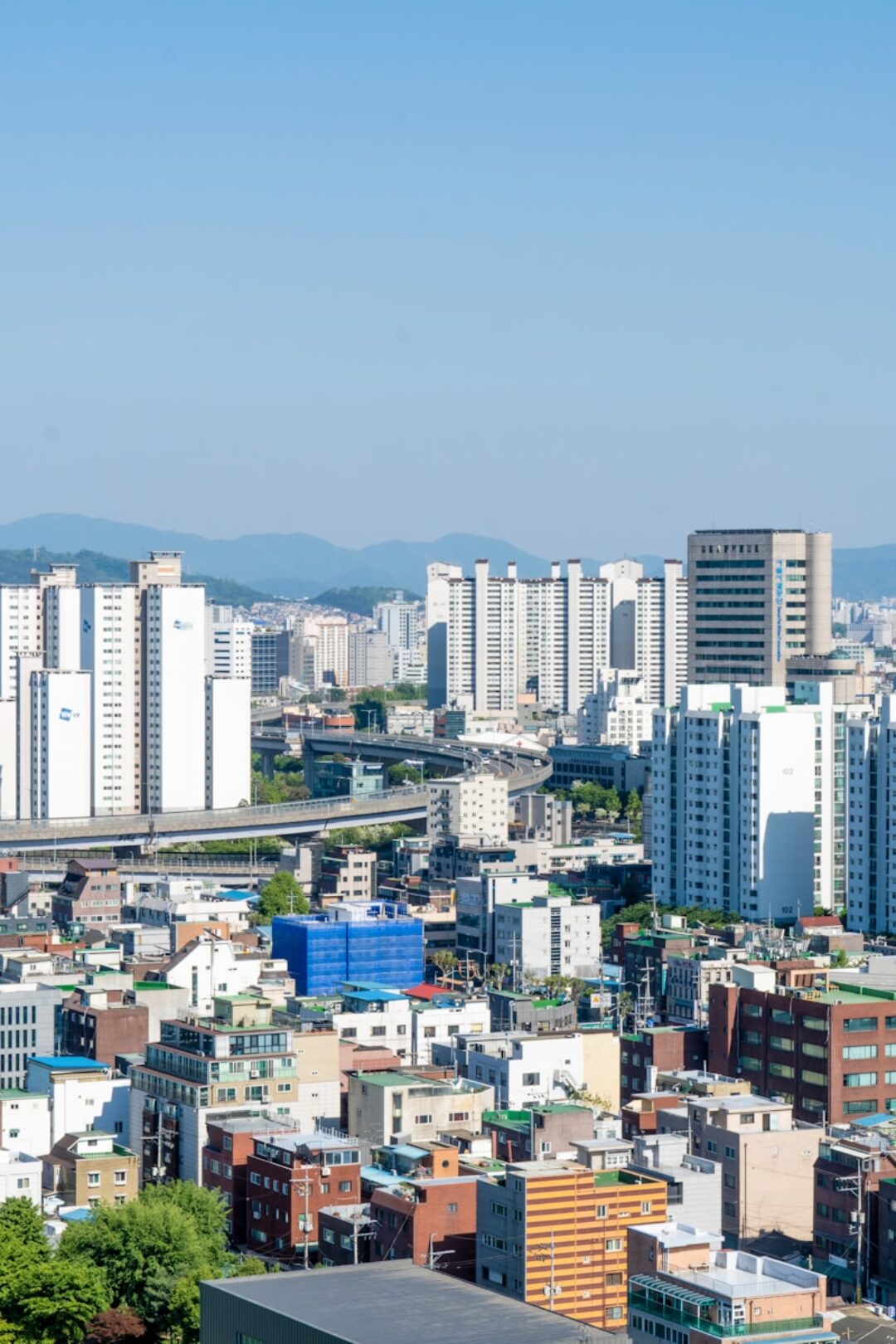a city with many buildings