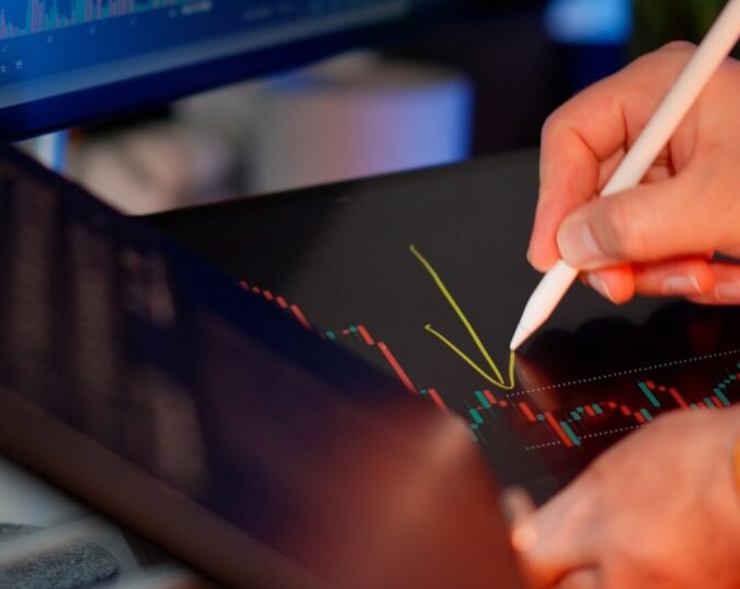 Analyzing stock charts with a stylus